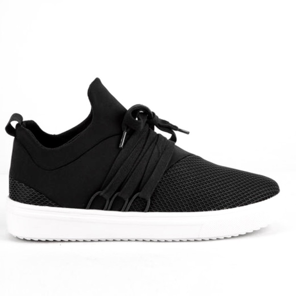 Steve Madden Shoes - 🌶STEVE MADDEN LANCER🌶